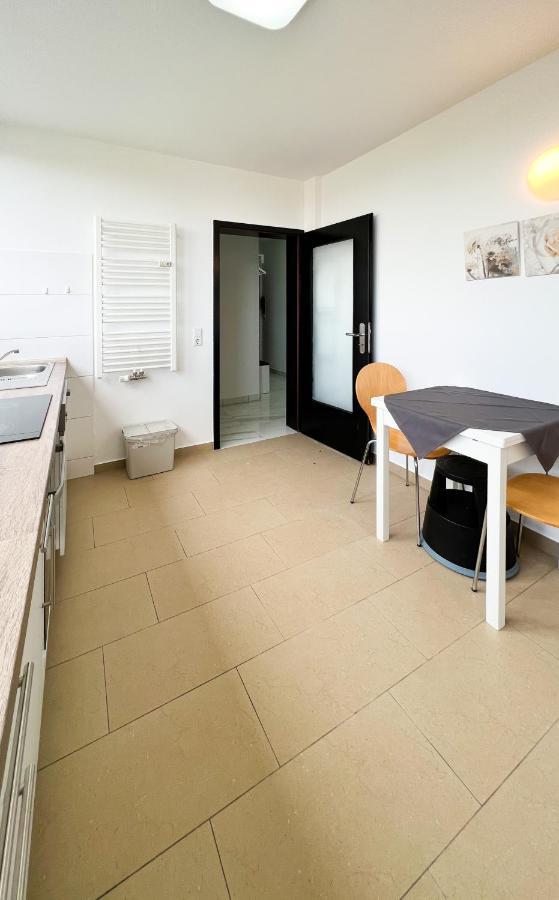 Modernes Apartment Mit Stil In City Lage คาร์ลสรูเฮอ ภายนอก รูปภาพ